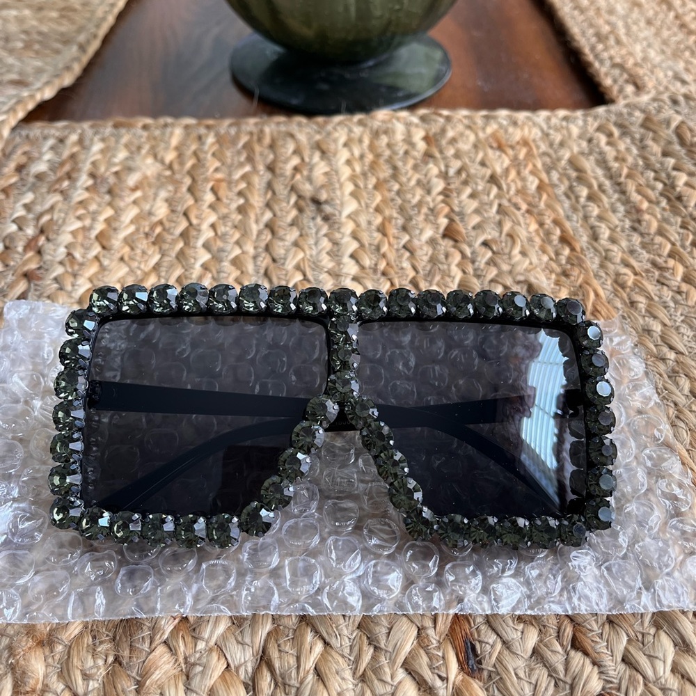 Sunglasses - Picture 2 of 4